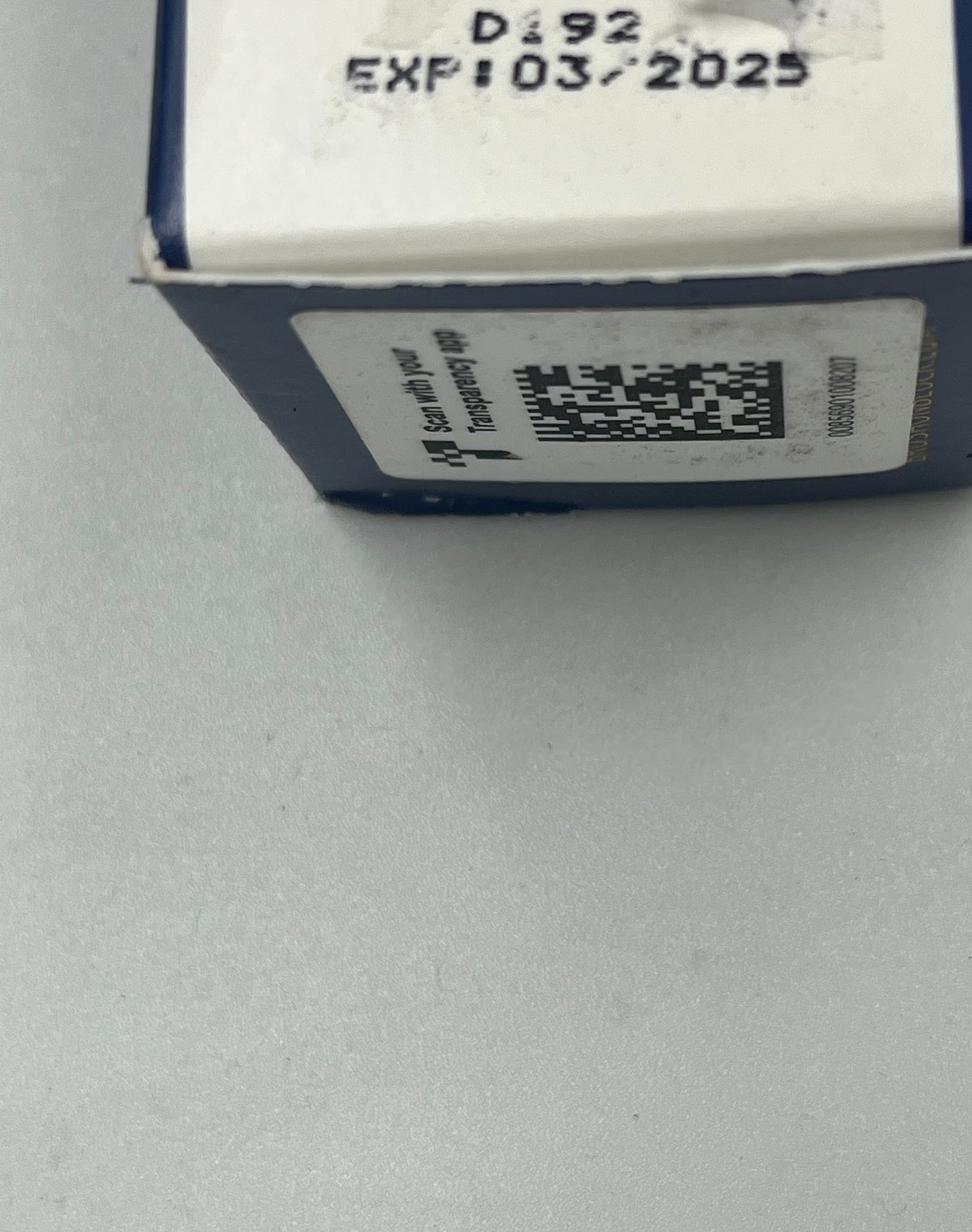 Brush On Block Mineral Sunscreen Spf30 Transclucent EXP 03 2025