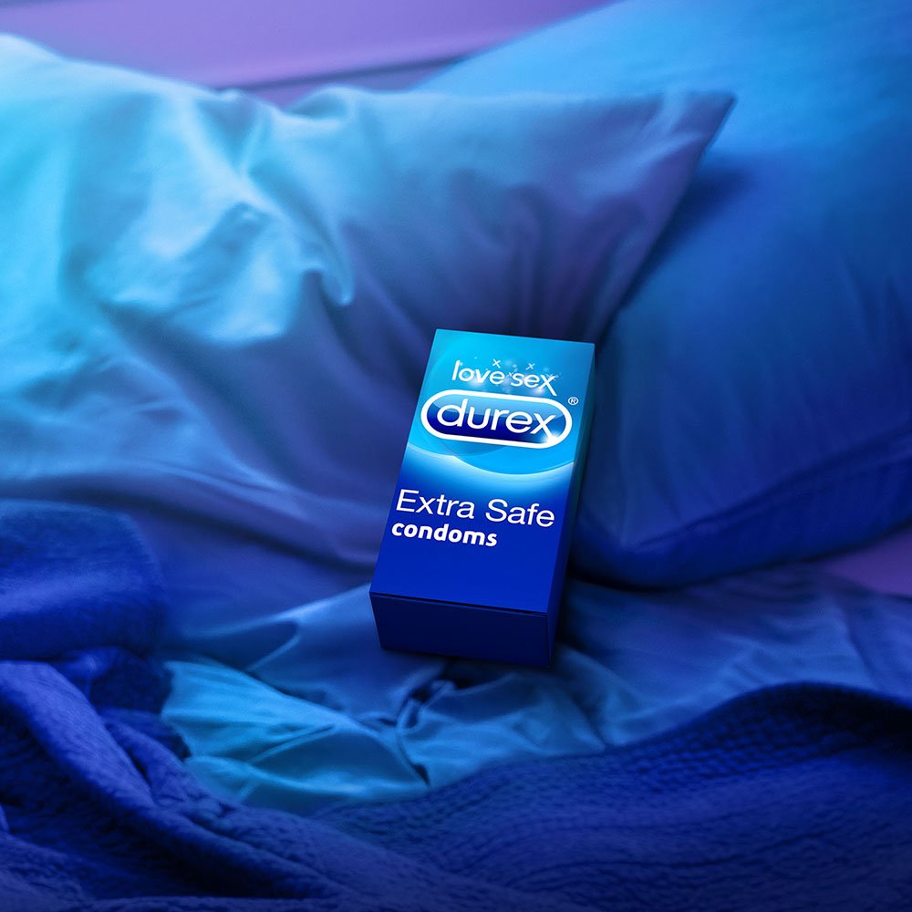 Durex Extra Safe Condoms 4 x 30 Pack - Thicker & Lubricated, Natural Rubber Latex