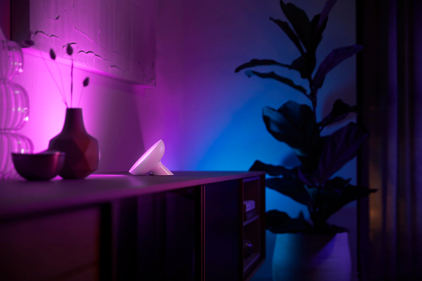 Philips Hue Bloom Smart LED Table Lamp with Bluetooth