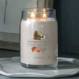 Yankee Candle Signature Large Scented Jar Candle - Woodland Weekend Memories