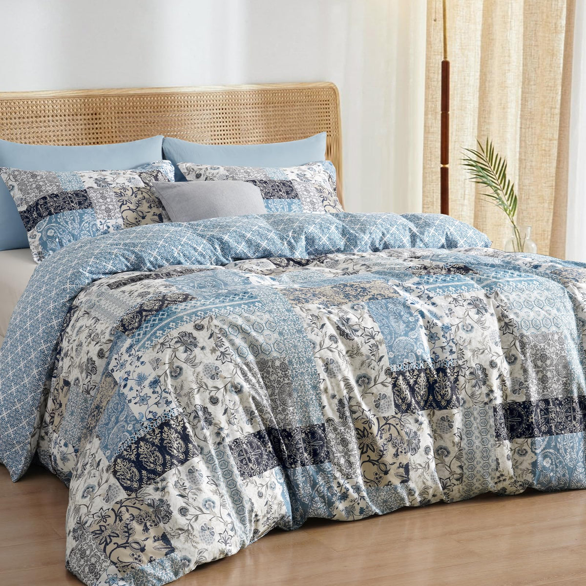 Ultra Soft Queen Duvet Cover Set 90x90 Blue Paisley Boho, Reversible Farmhouse Pattern