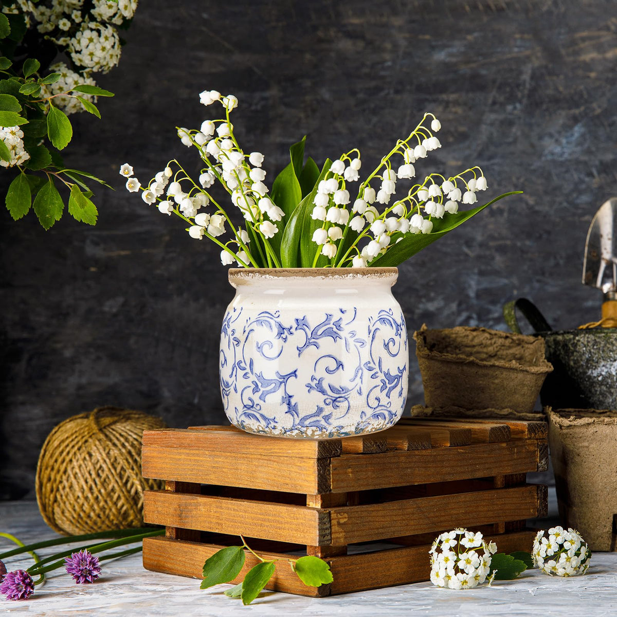 Ninehaoou Vintage Ceramic Planter Large Blue Chinoiserie Flower Pot
