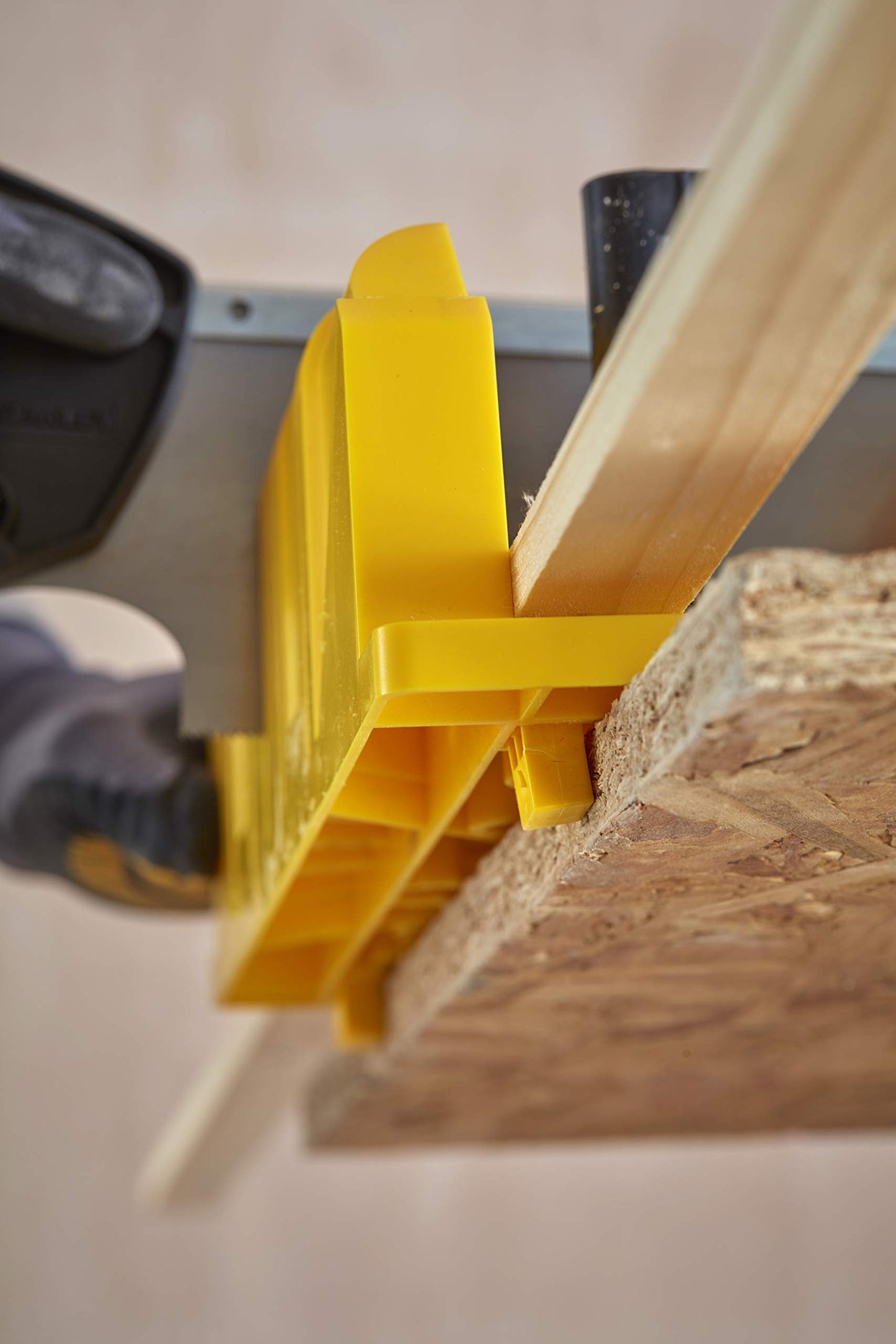 Stanley Clamping Mitre Box & Tenon Saw STA120600 Durable Precision Cutting Tool