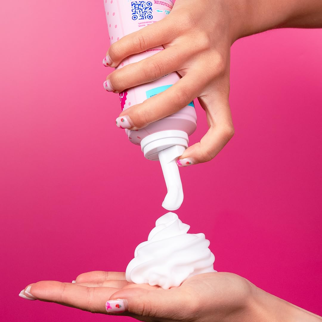 I LOVE Cherry Bomb Whipped Shower Foam Fruity Cherry Scented Body Wash 250ml