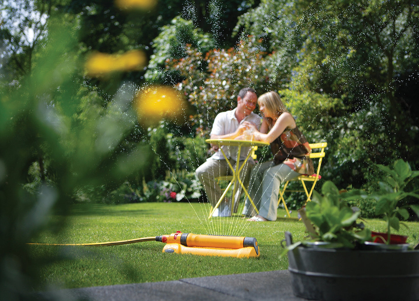 Hozelock Oscillating Sprinkler & 2674 Jet Gun Set