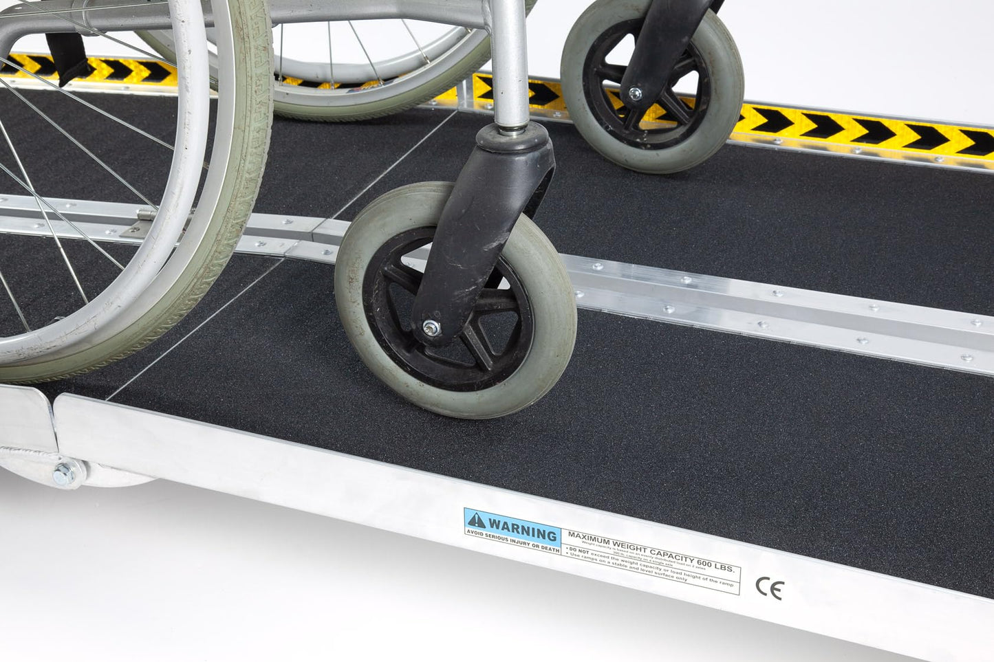 Strong Wheelchair Ramp 6ft / 183cm Multifold Access Ramp for Steps, Doorways, Homes Anti-slip Aluminium Disabled Access Ramp