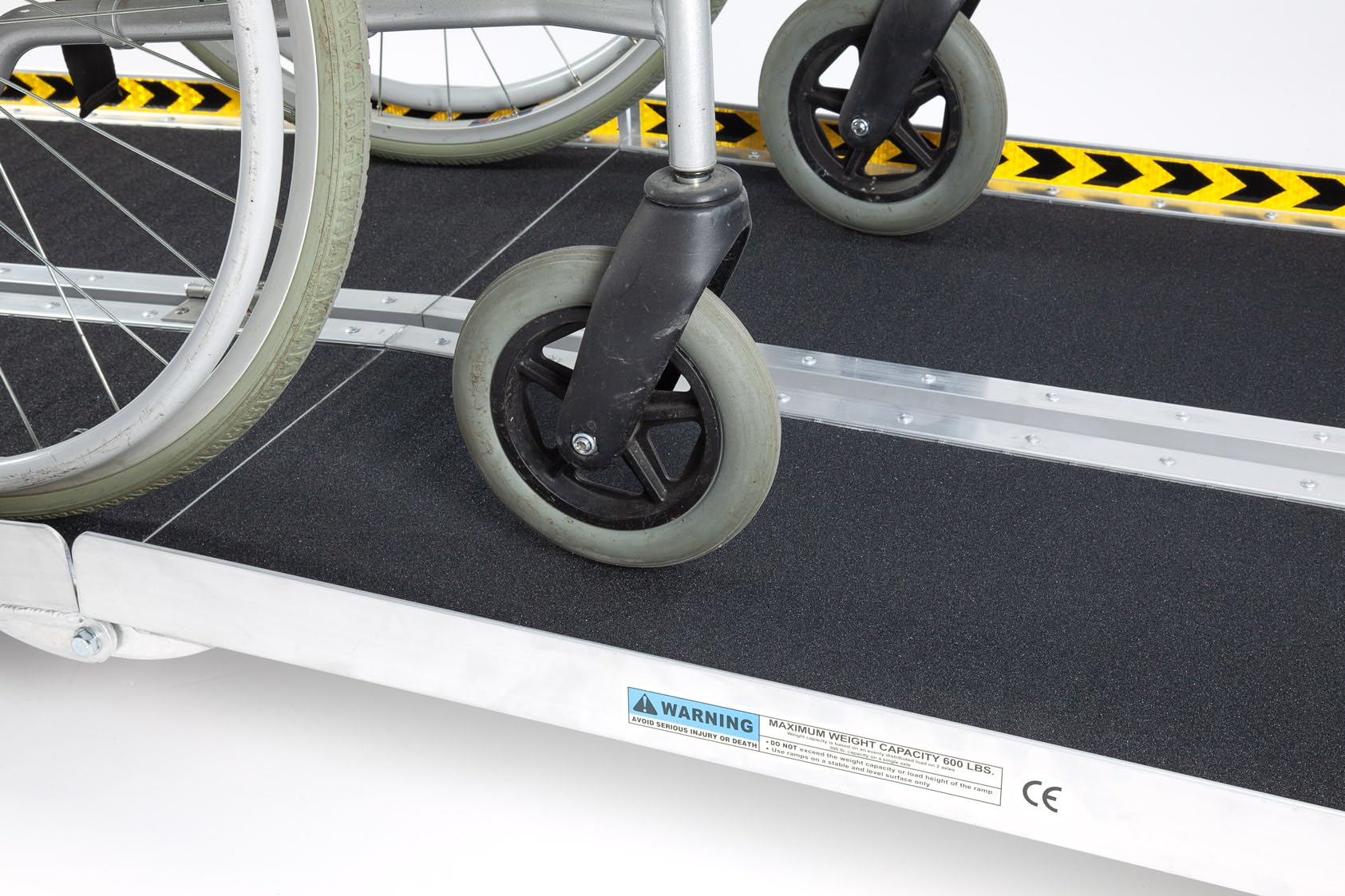 Strong Wheelchair Ramp 6ft / 183cm Multifold Access Ramp for Steps, Doorways, Homes Anti-slip Aluminium Disabled Access Ramp