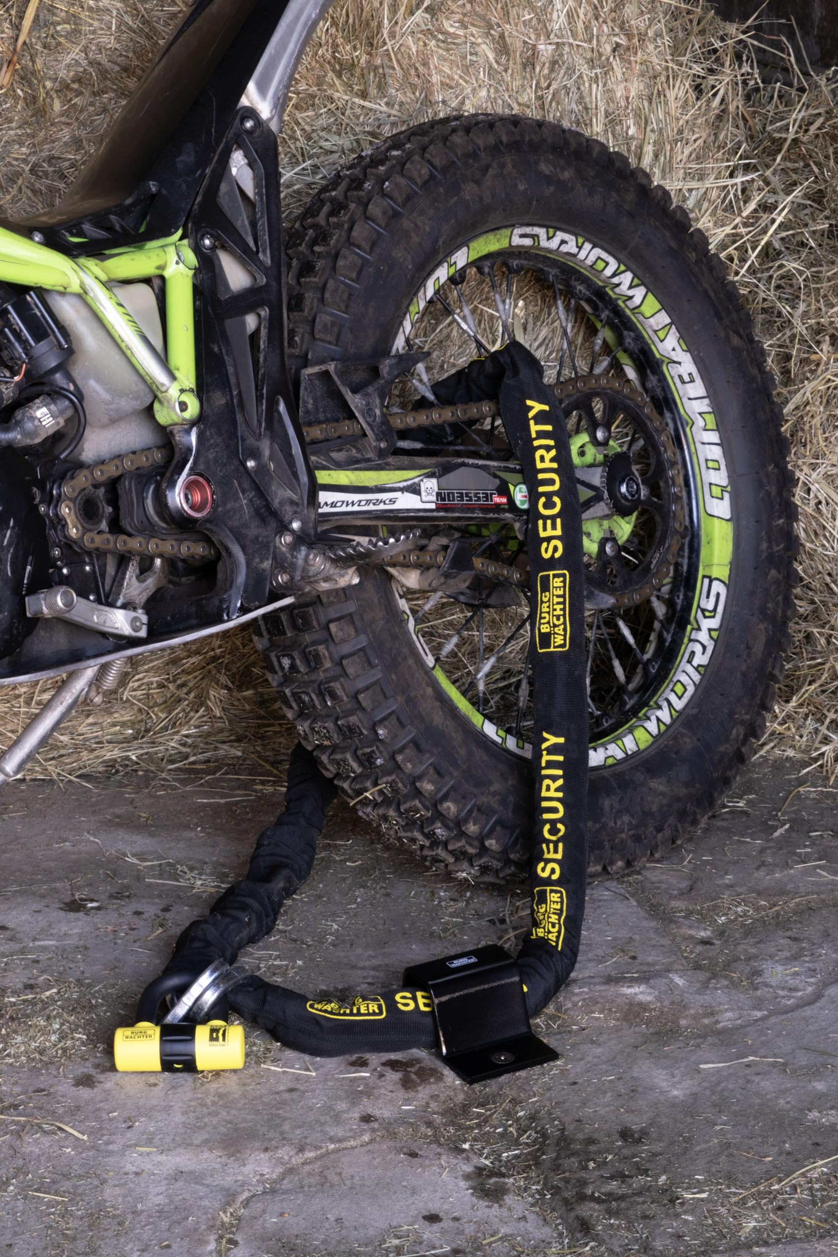 Burg Wachter Sold Secure Gold 12mm 2M Motorbike Chain Lock Kit