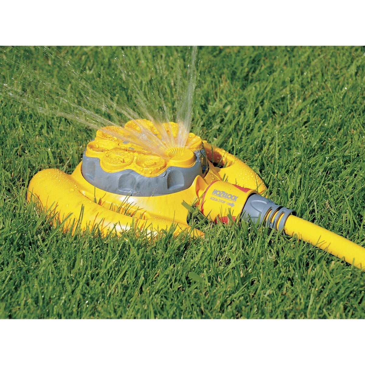 Hozelock Rotating Sprinkler 79 m² - 10m Base-Mounted 8 Spray Patterns