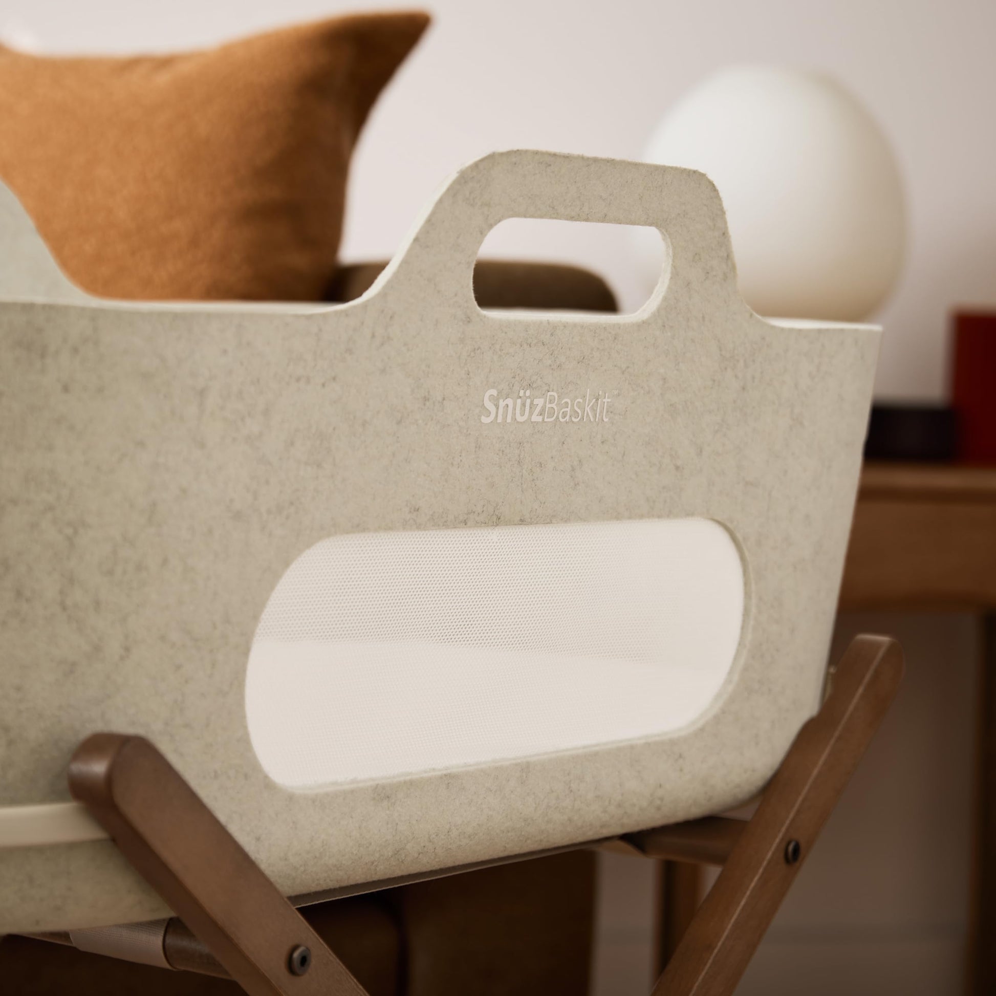 Snuz SnuzBaskit Moses Basket with Stand & Mattress - 6M - Barley & Walnut