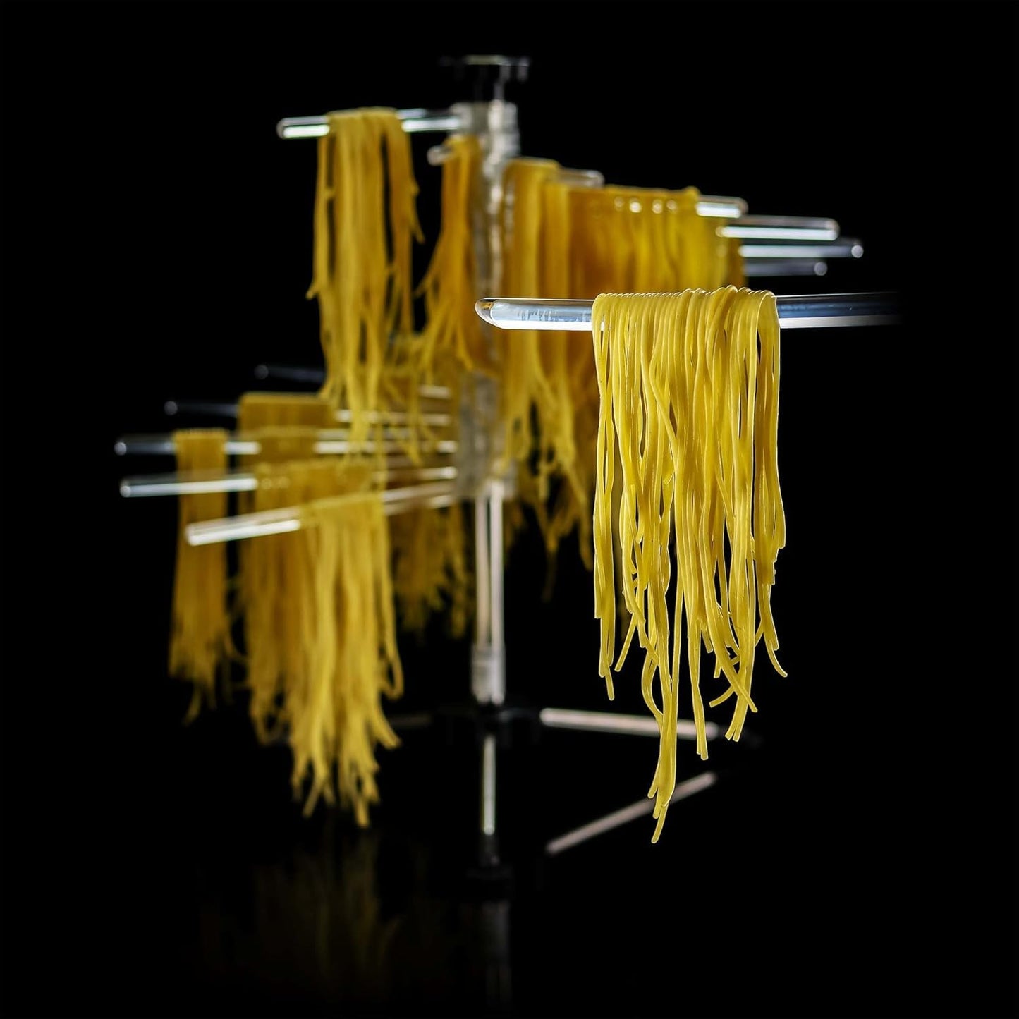 Spiral Drying Rack with 16 Pasta Wands BPA-Free Acrylic Rods, Quick Drying