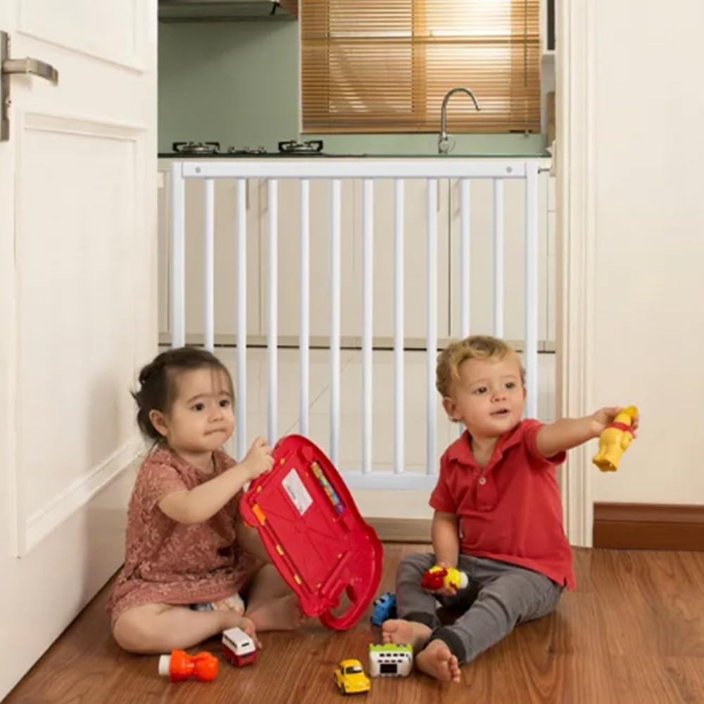 Safetots Chunky Wooden Screw Fit Stair Gate White 63.5-105.5cm